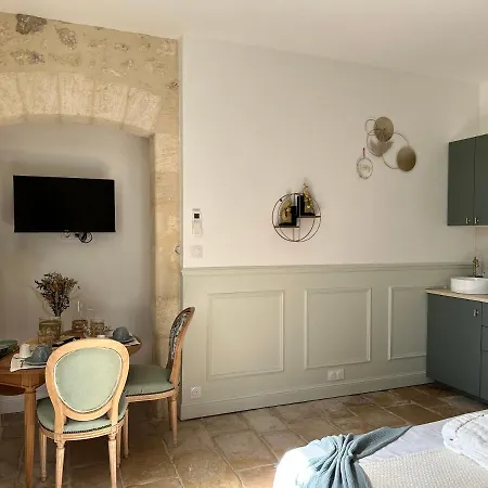 Maison d'hôtes La Tour D'anea 3*